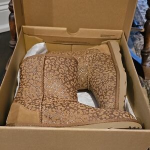 UGG Kids Classic Glitter Leopard Boots